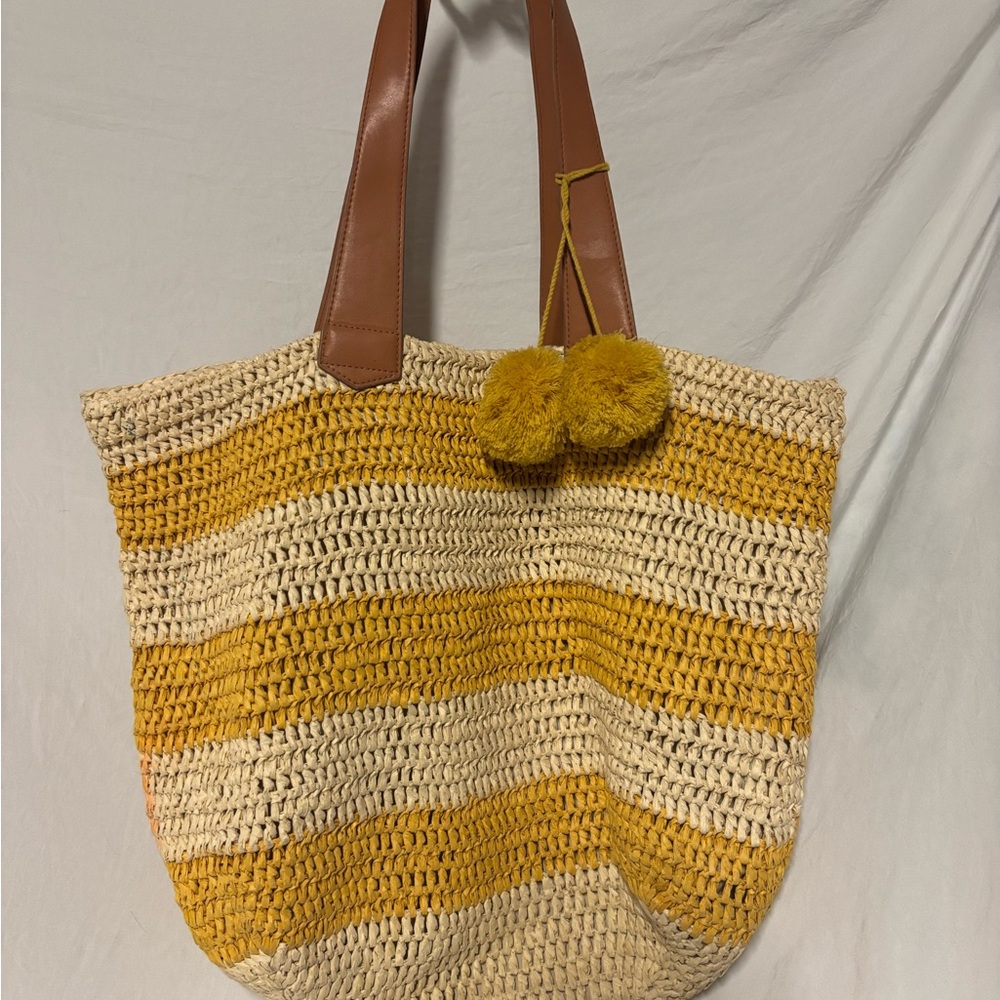 Banana Republic XL Yellow and Cream Straw Raffia Beach Tote Bag